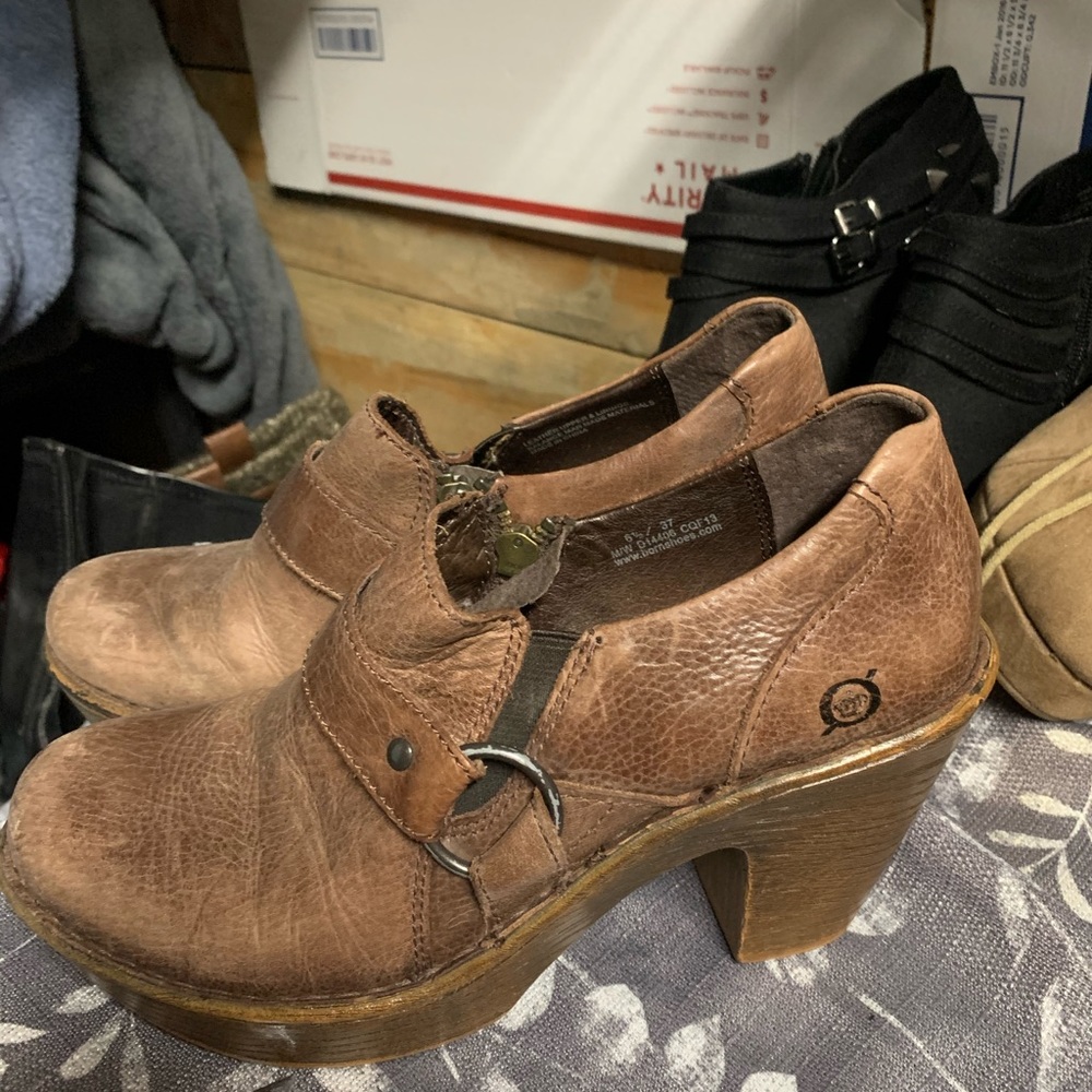 Born brand ankle boot